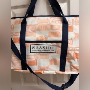 NWOT Seaside Official Large Insulated Tote Fence Pattern Beach Picnic Lake Tote